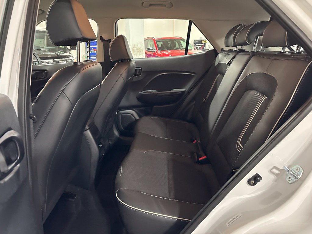 New 2026 Hyundai Venue SEL FWD image 27