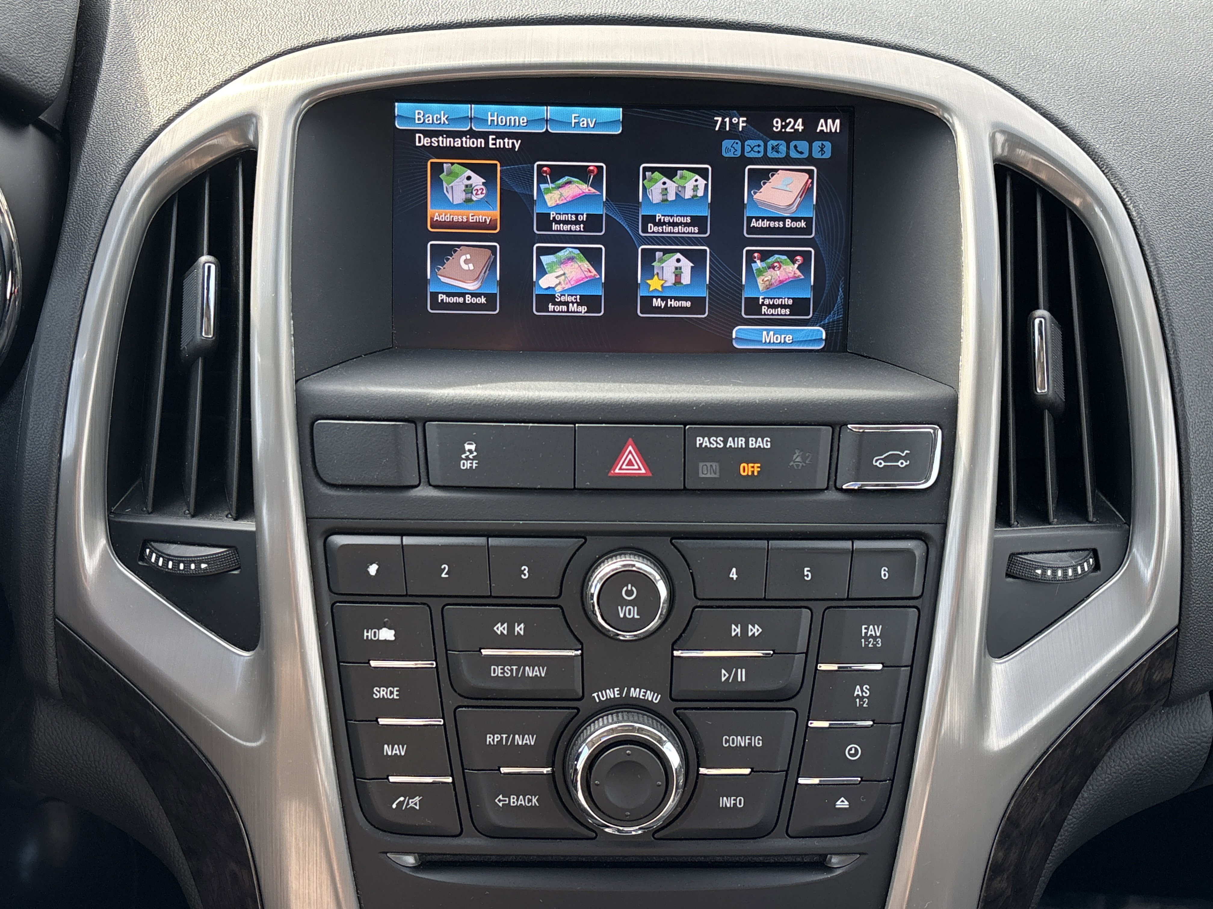 Used 2017 Buick Verano Leather w/ Experience Buick Package FWD image 4