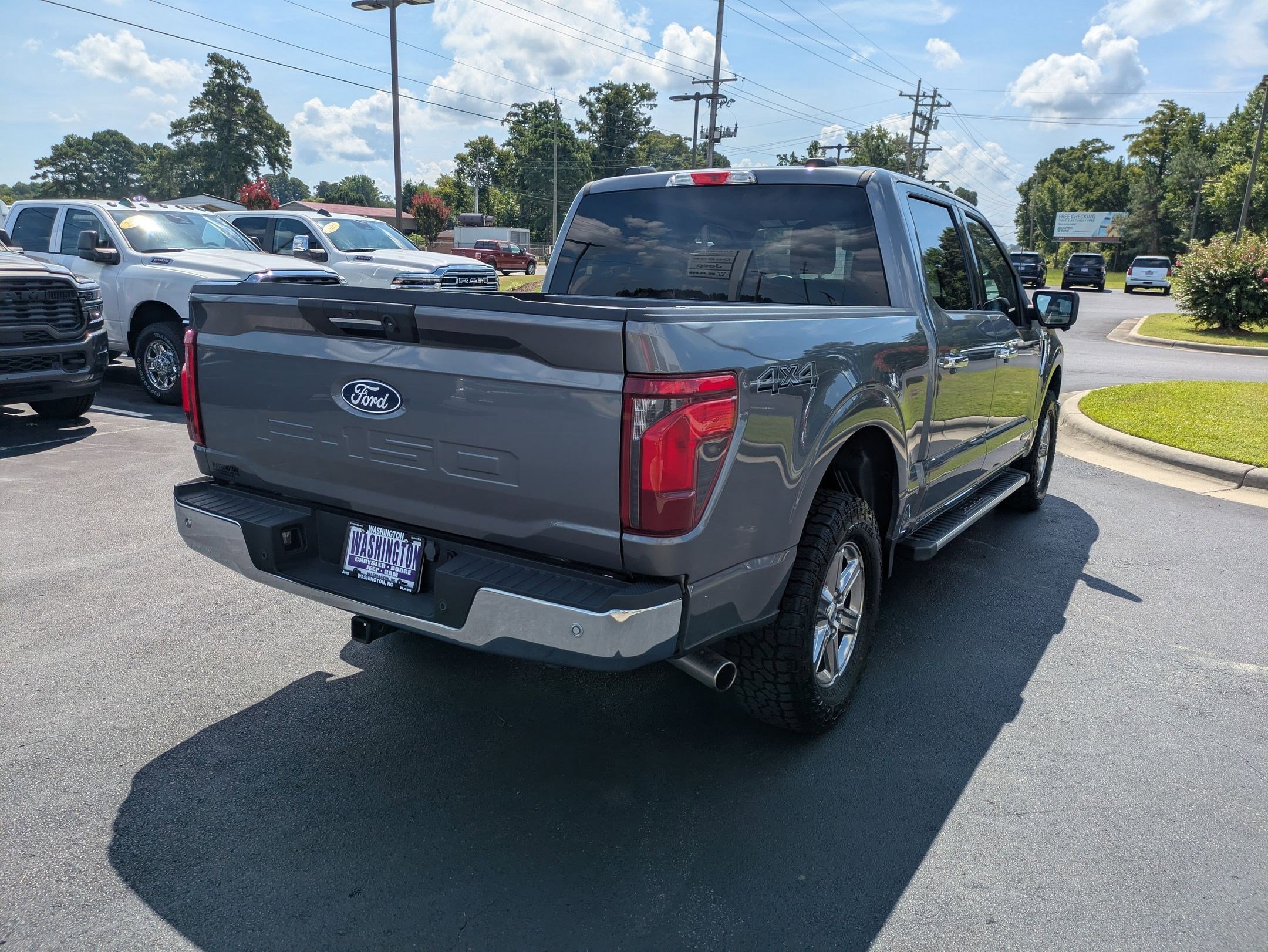 Used 2024 Ford F150 XLT w/ Mobile Office Package image 5