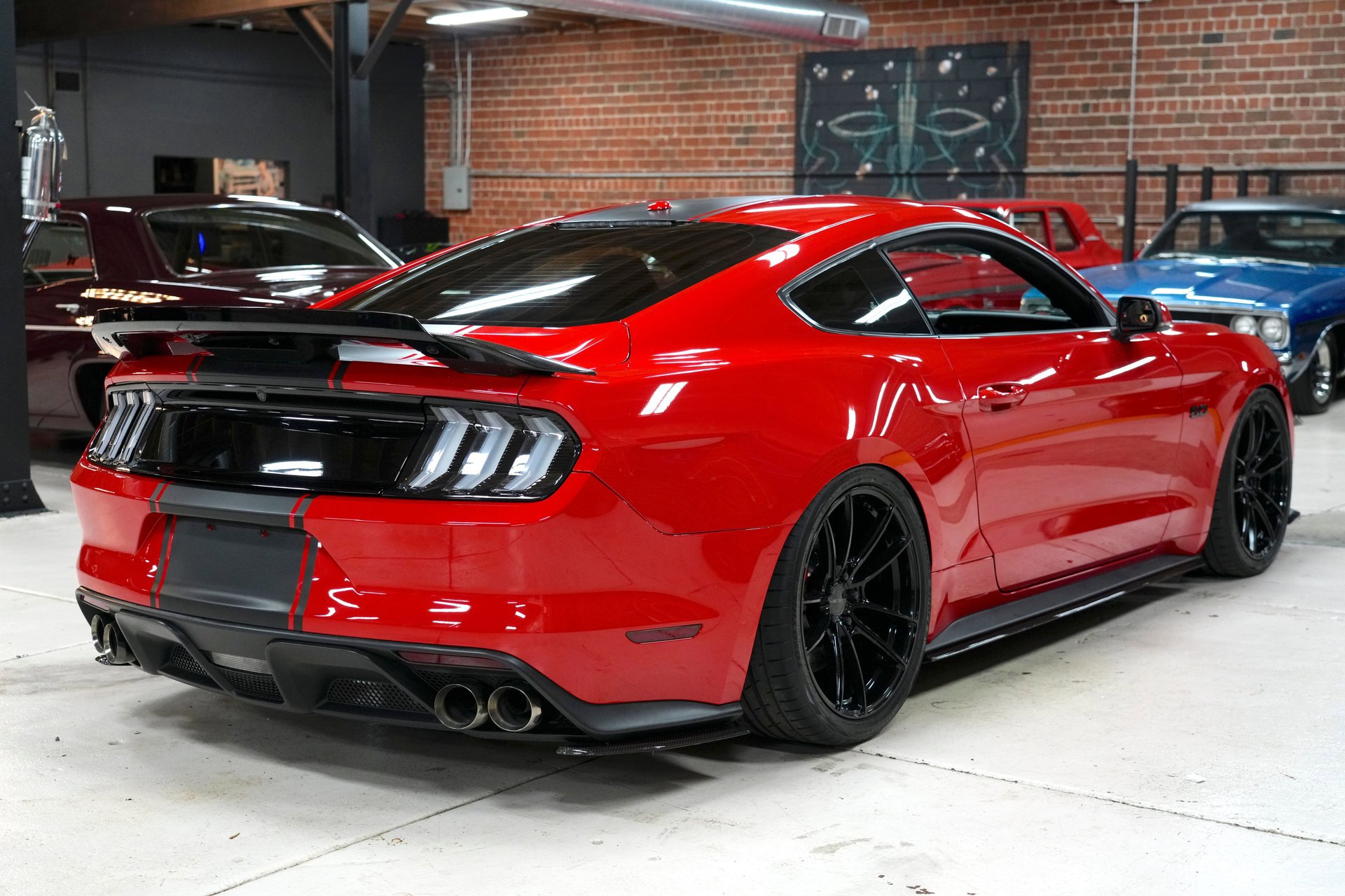 Used 2016 Ford Mustang GT Premium w/ GT Performance Package RWD image 34