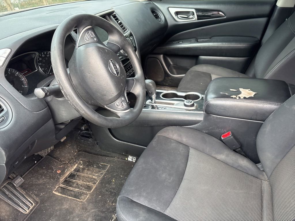 Used 2019 Nissan Pathfinder S image 10