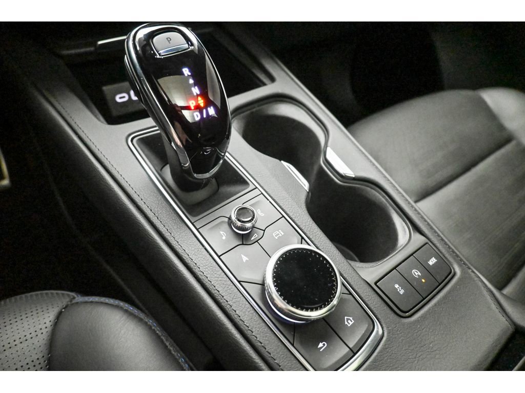 Used 2024 Cadillac XT4 Sport image 14