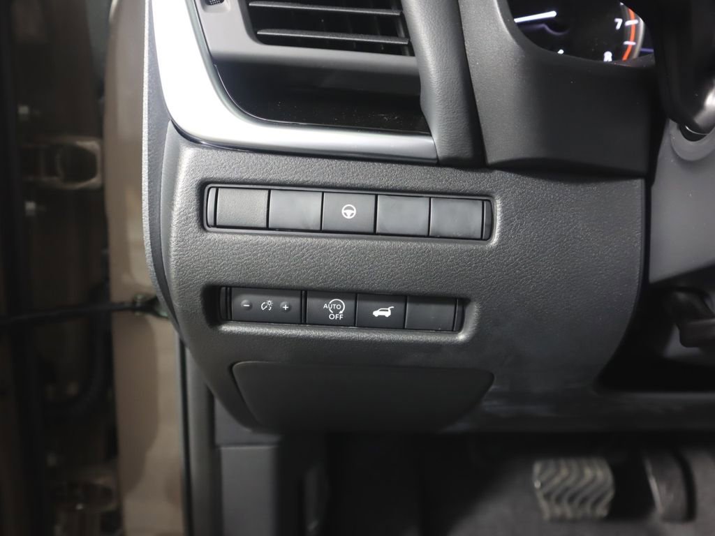 New 2026 Nissan Rogue SV w/ Rock Creek Premium Package AWD/4WD image 15
