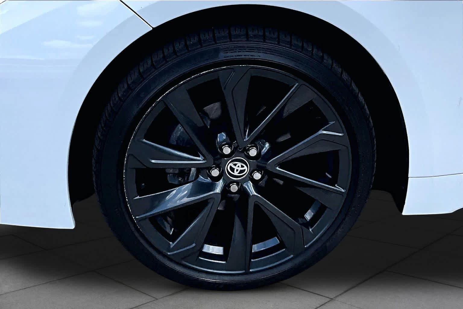 Used 2024 Toyota Corolla SE FWD image 11