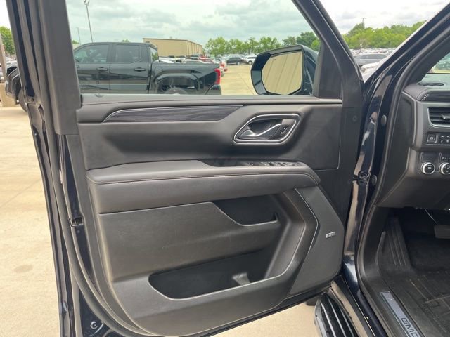 Used 2023 GMC Yukon SLT RWD image 11