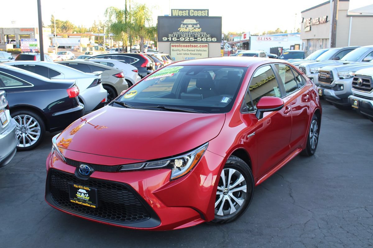 Used 2021 Toyota Corolla LE w/ Carpet Mat Package (TMS) FWD image 2