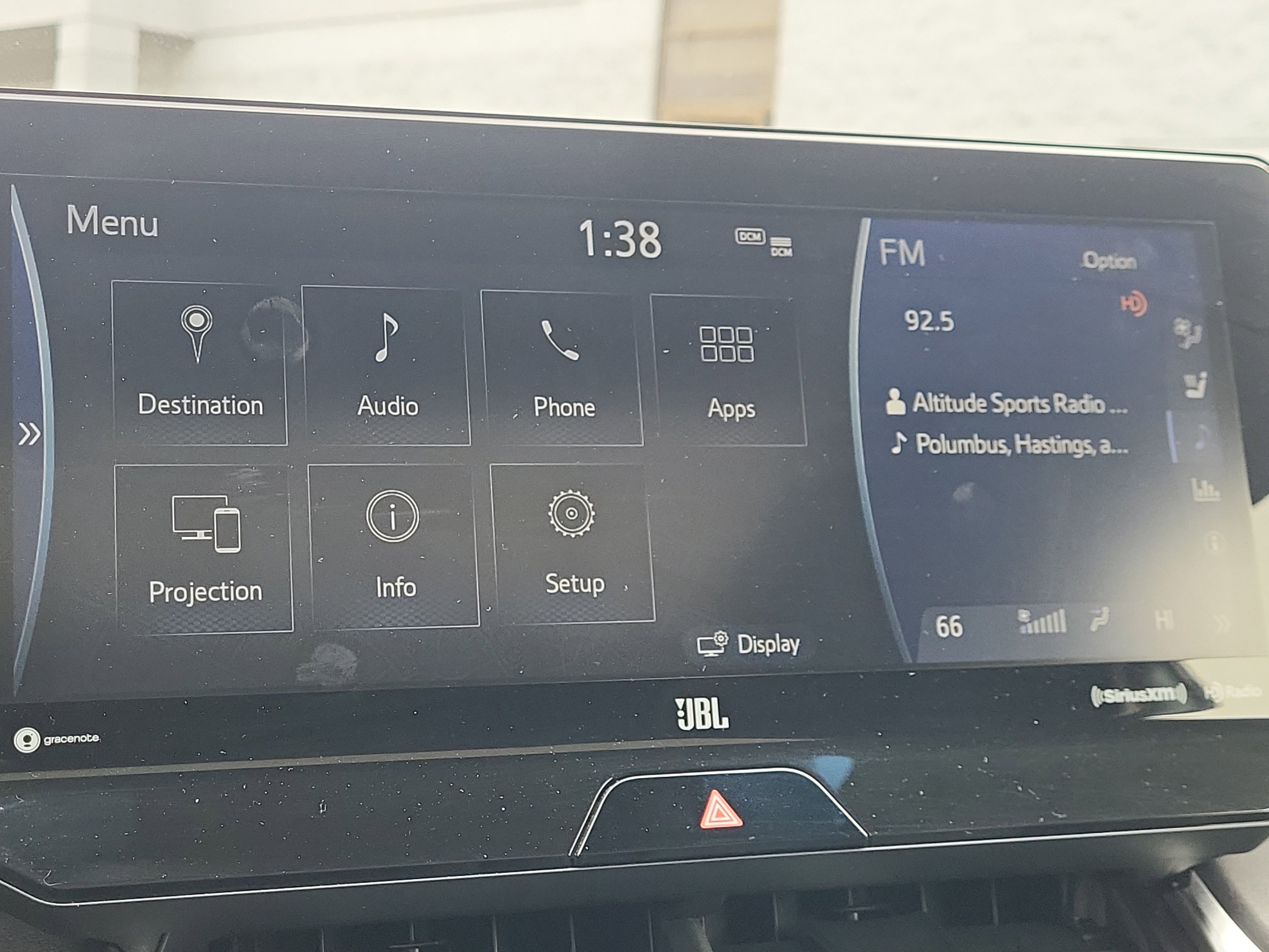 Used 2021 Toyota Venza LE image 24