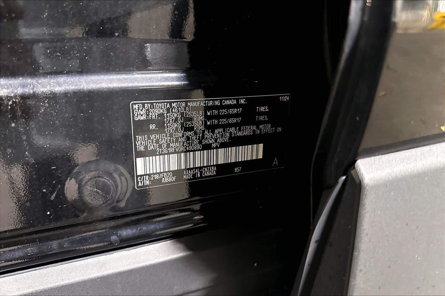 Used 2024 Toyota RAV4 LE AWD/4WD image 37