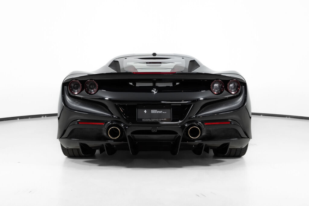 Used 2022 Ferrari F8 Tributo RWD image 6