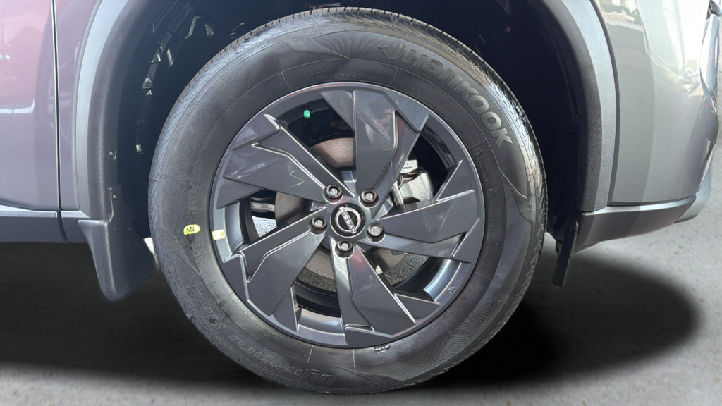 New 2026 Nissan Rogue SV AWD/4WD image 24