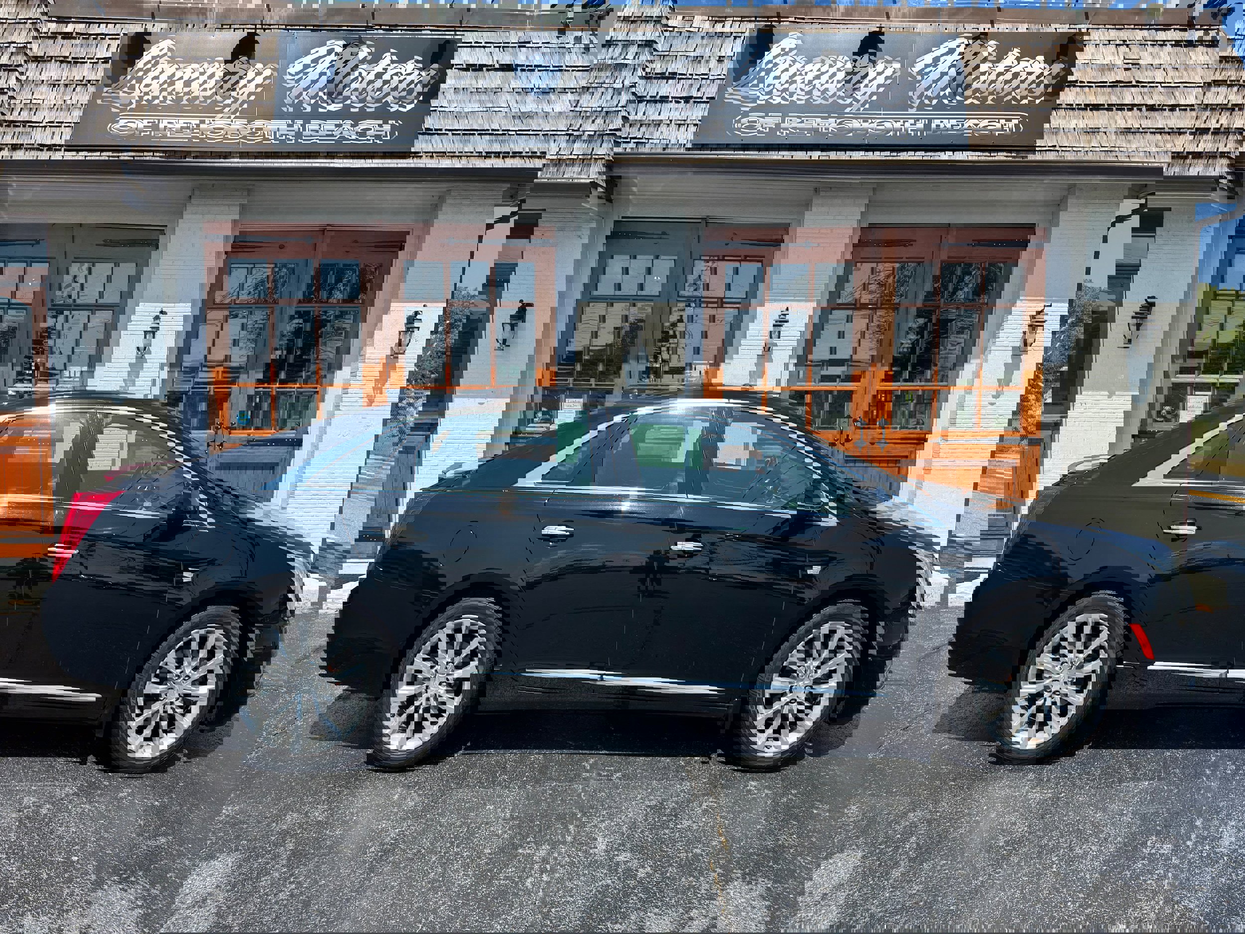 Used 2017 Cadillac XTS Luxury