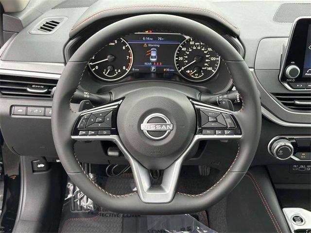 New 2025 Nissan Altima 2.5 SR image 18