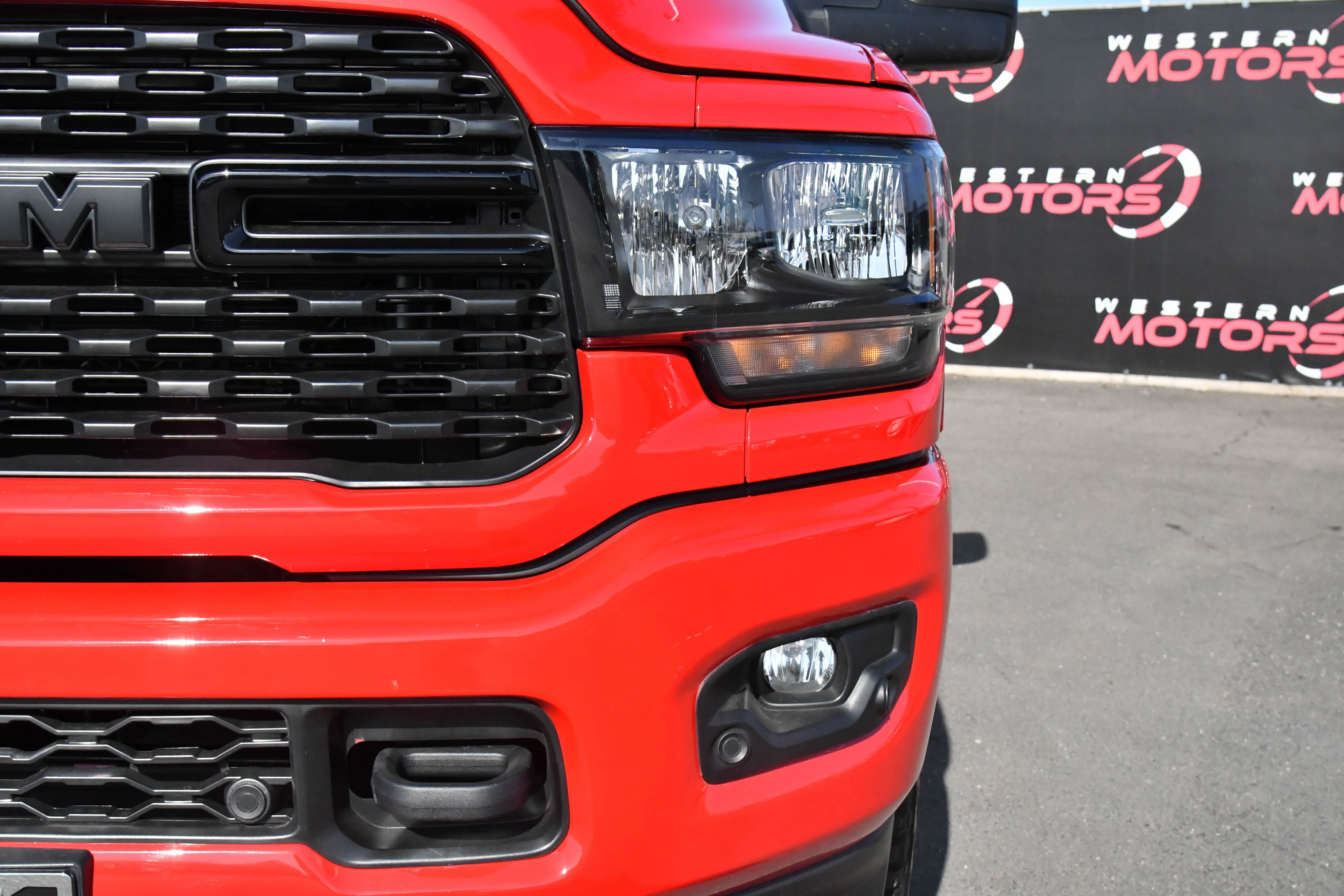 Used 2024 RAM 2500 Big Horn w/ Night Edition AWD/4WD image 11