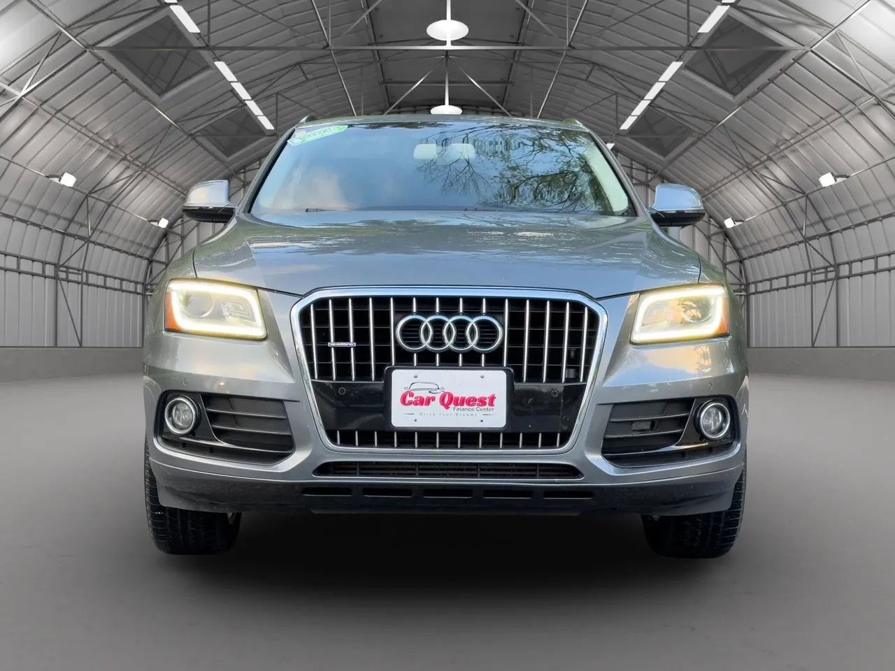 Used 2016 Audi Q5 2.0T Premium Plus w/ Technology Package image 2