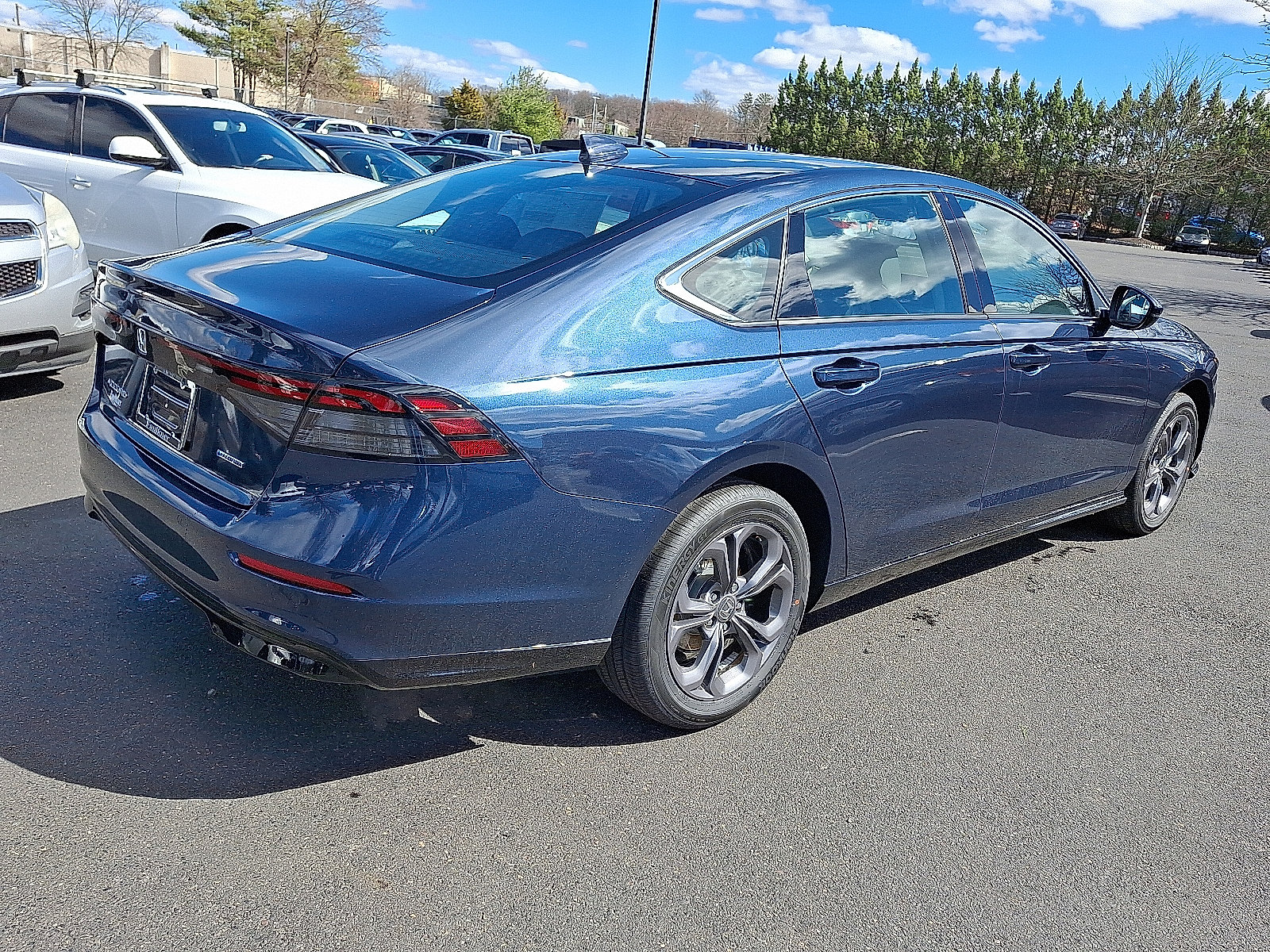 New 2026 Honda Accord EX-L image 4