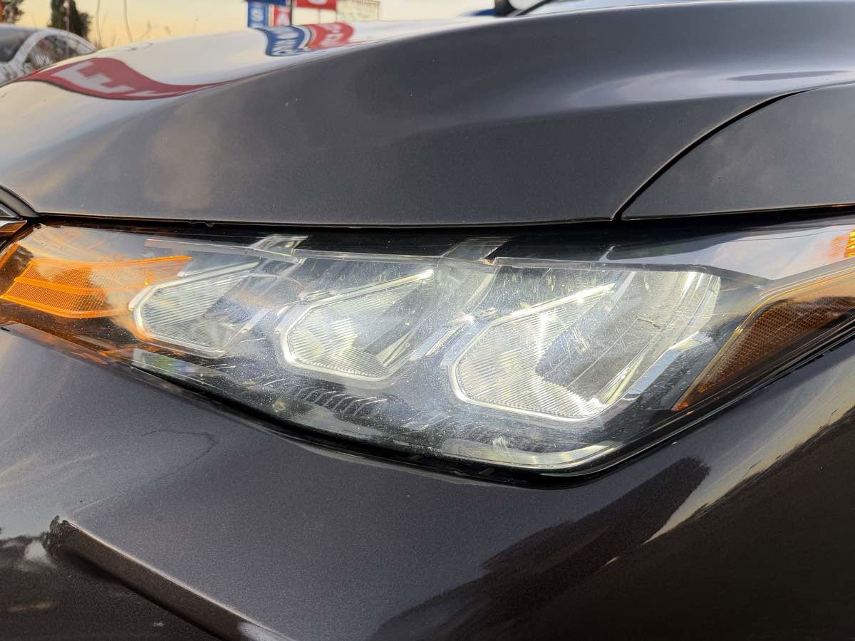 Used 2019 Toyota Avalon XLE w/ Moonroof Package FWD image 6