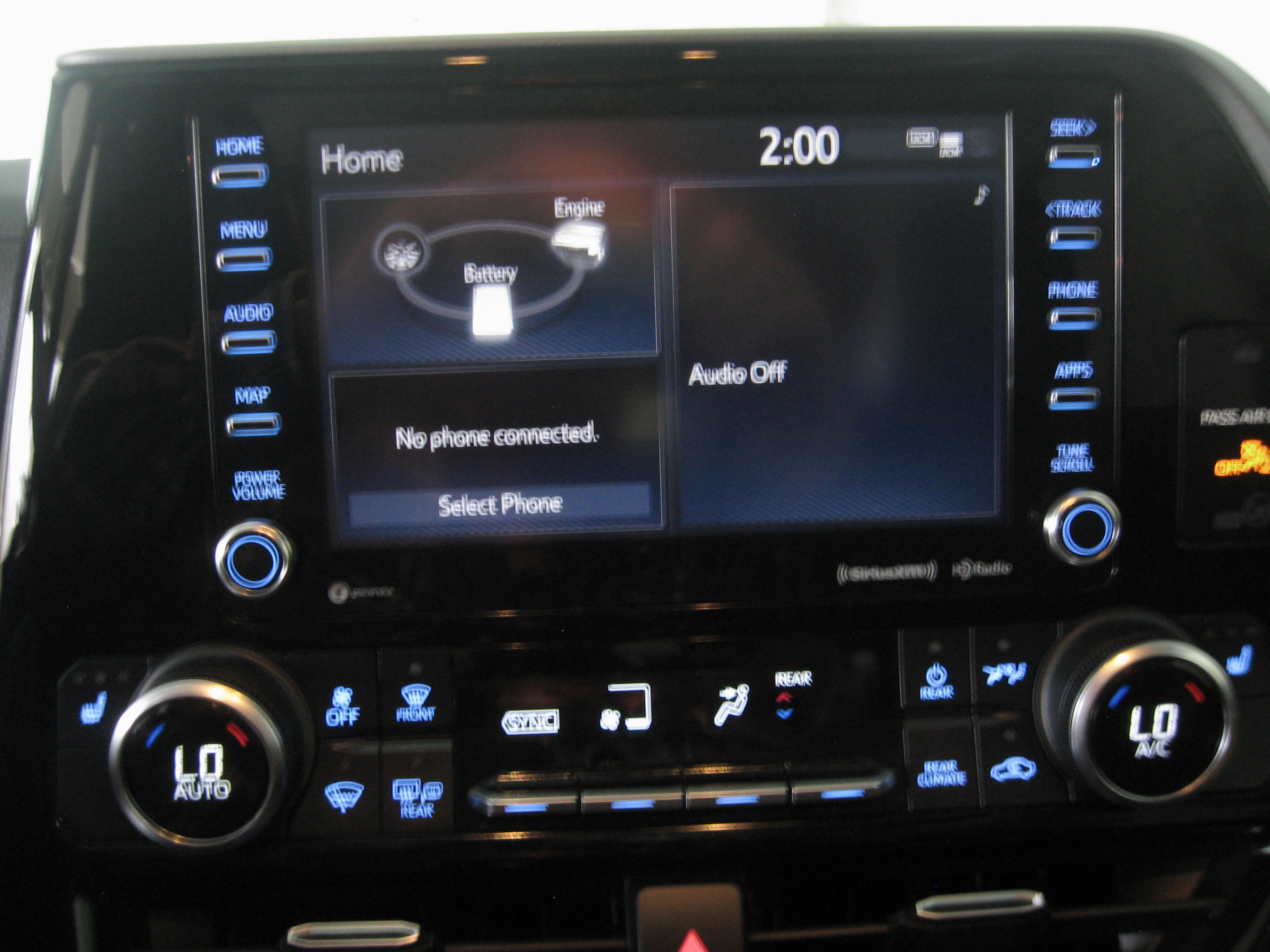 Used 2022 Toyota Highlander XLE image 16