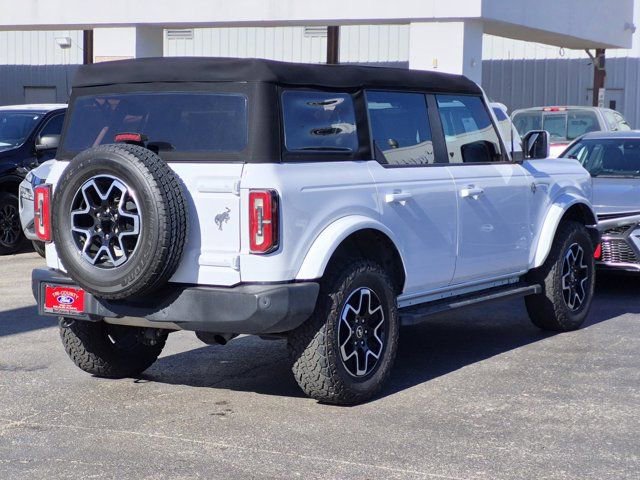 Used 2023 Ford Bronco Outer Banks image 6