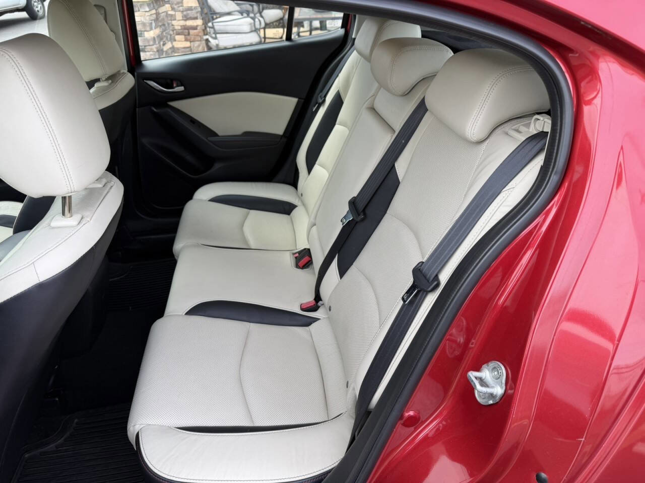 Used 2014 MAZDA MAZDA3 s Grand Touring image 26