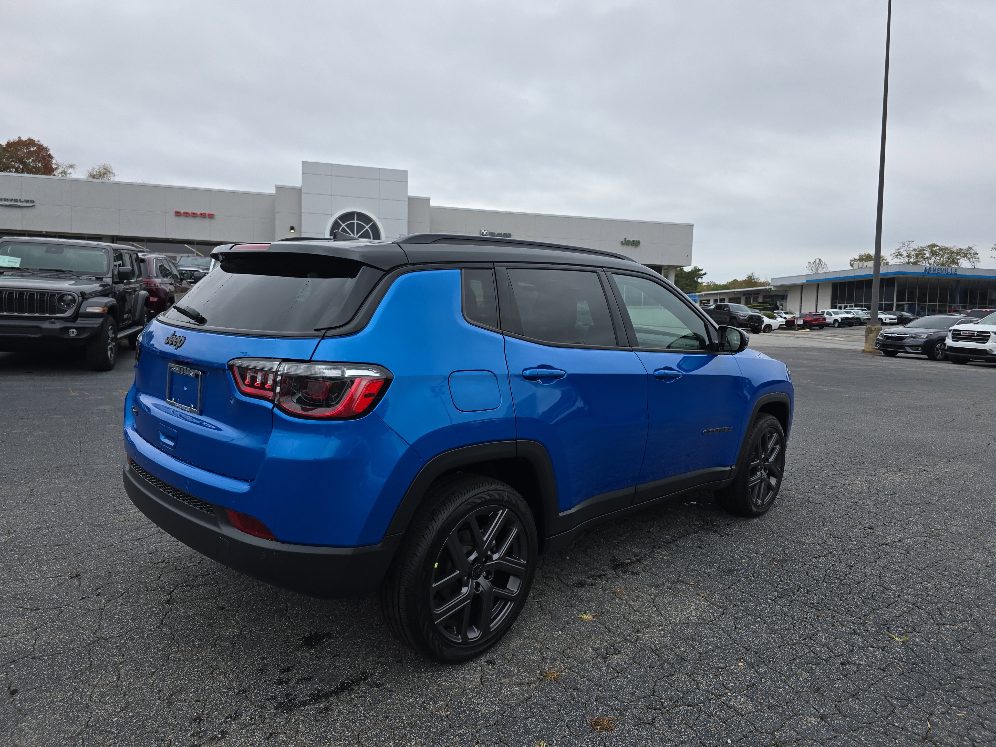 New 2026 Jeep Compass Limited AWD/4WD image 2