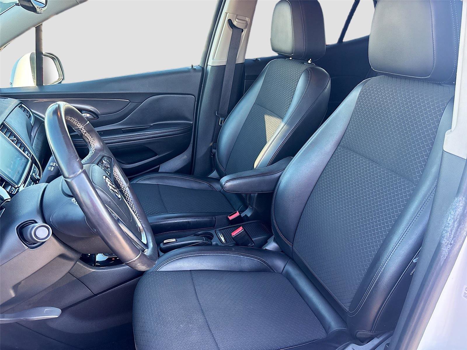 Used 2019 Buick Encore Preferred image 20