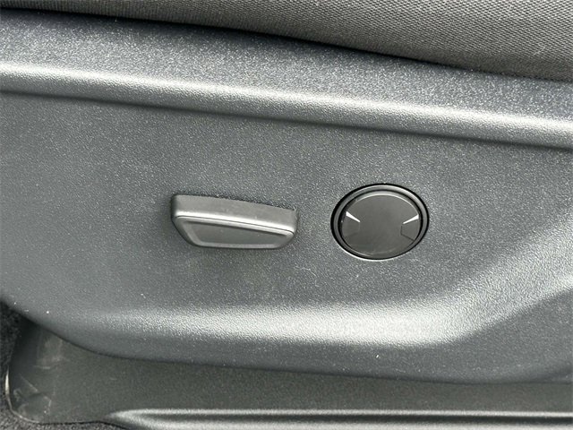 New 2025 Ford F150 XLT w/ Equipment Group 301A Standard image 16