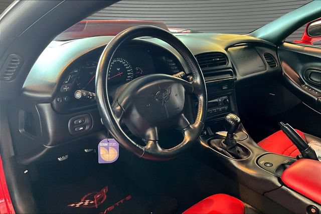 Used 2001 Chevrolet Corvette Coupe w/ Preferred Equipment Group2 RWD image 9