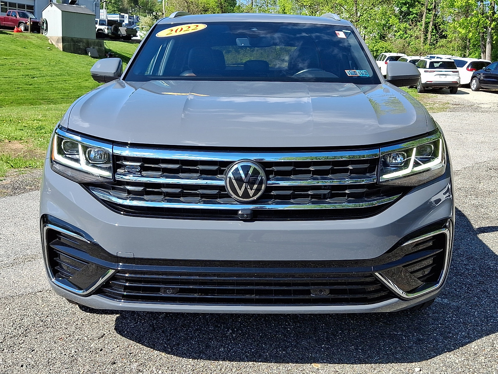 Used 2022 Volkswagen Atlas Cross Sport SEL Premium R-Line AWD/4WD image 2