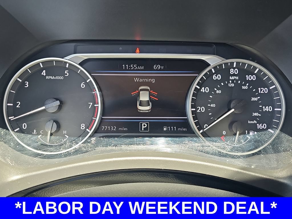 Used 2023 Nissan Sentra SR w/ Midnight Edition Package FWD image 18