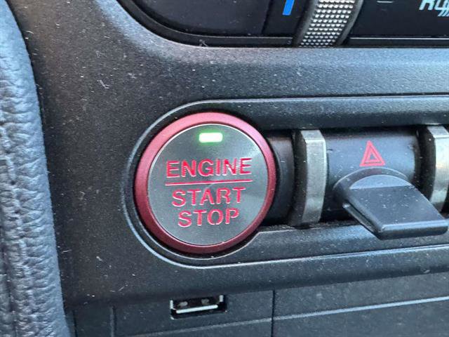 Used 2020 Ford Mustang Shelby GT500 w/ Technology Package image 45