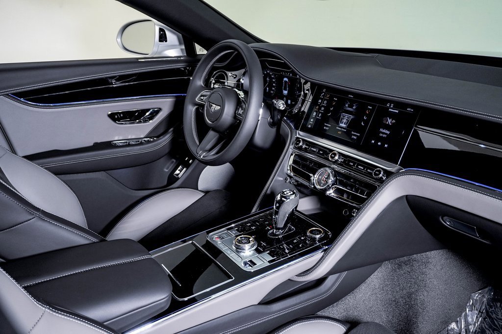 Used 2023 Bentley Flying Spur S V8 image 14