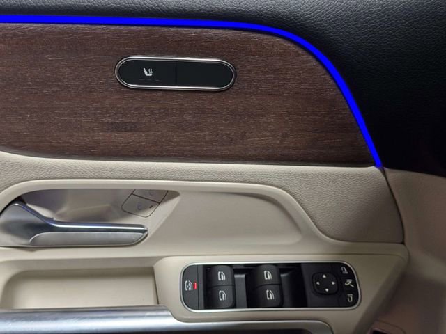 Used 2022 Mercedes-Benz GLB 250 4MATIC w/ Premium Package Lite image 20