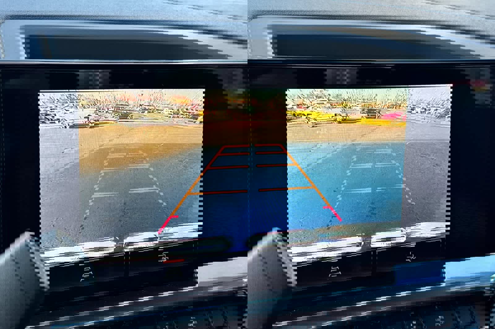 Used 2025 GMC Sierra 1500 Elevation image 19