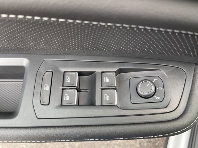 New 2026 Volkswagen Atlas SE image 30