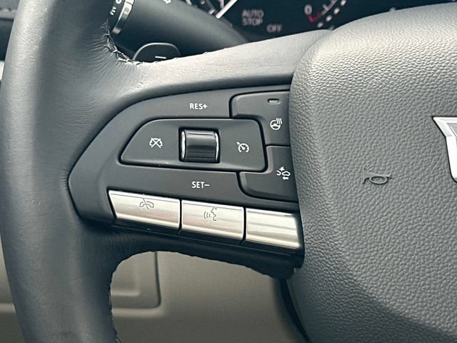 Certified 2023 Cadillac XT4 Premium Luxury w/ Enhanced Visibility Package AWD/4WD image 9