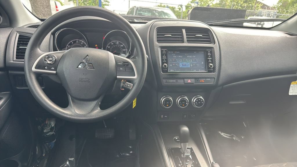 Used 2023 Mitsubishi Outlander Sport AWD image 9