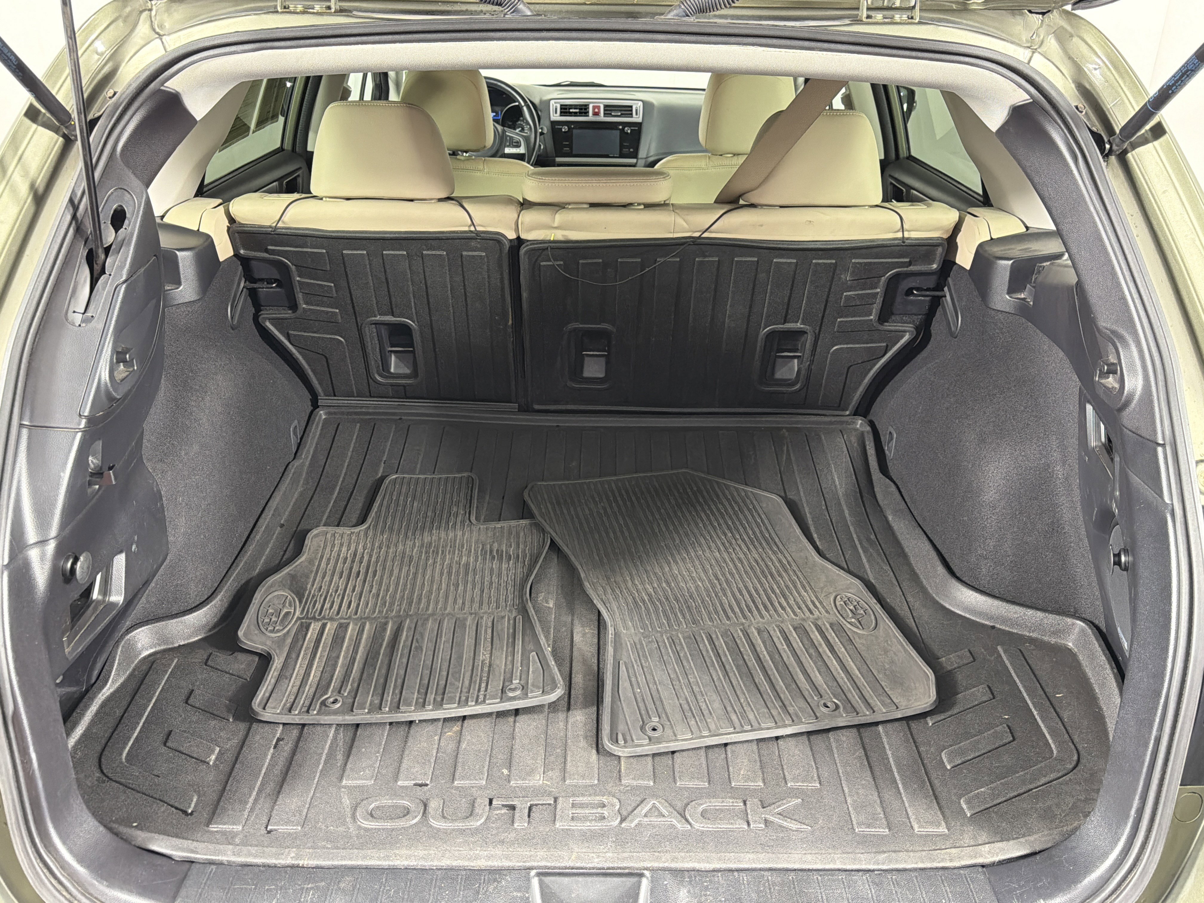 Used 2016 Subaru Outback 2.5i Limited image 27