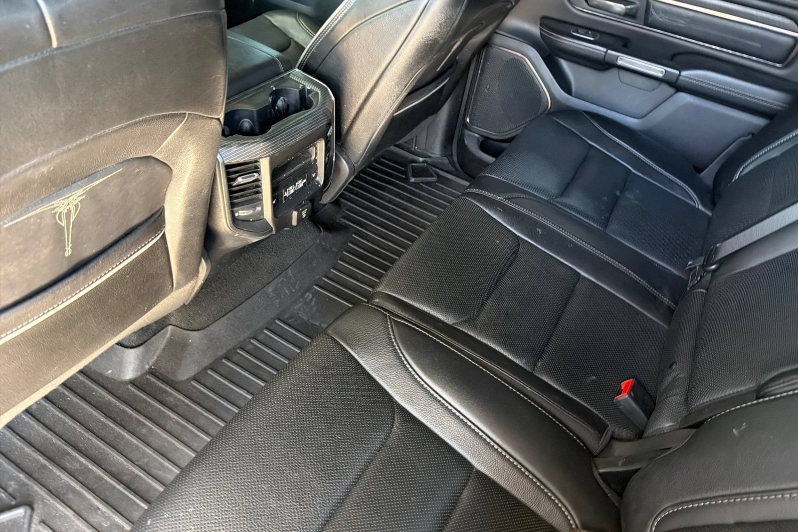 Used 2020 RAM 1500 Limited w/ Advanced Safety Group AWD/4WD image 14