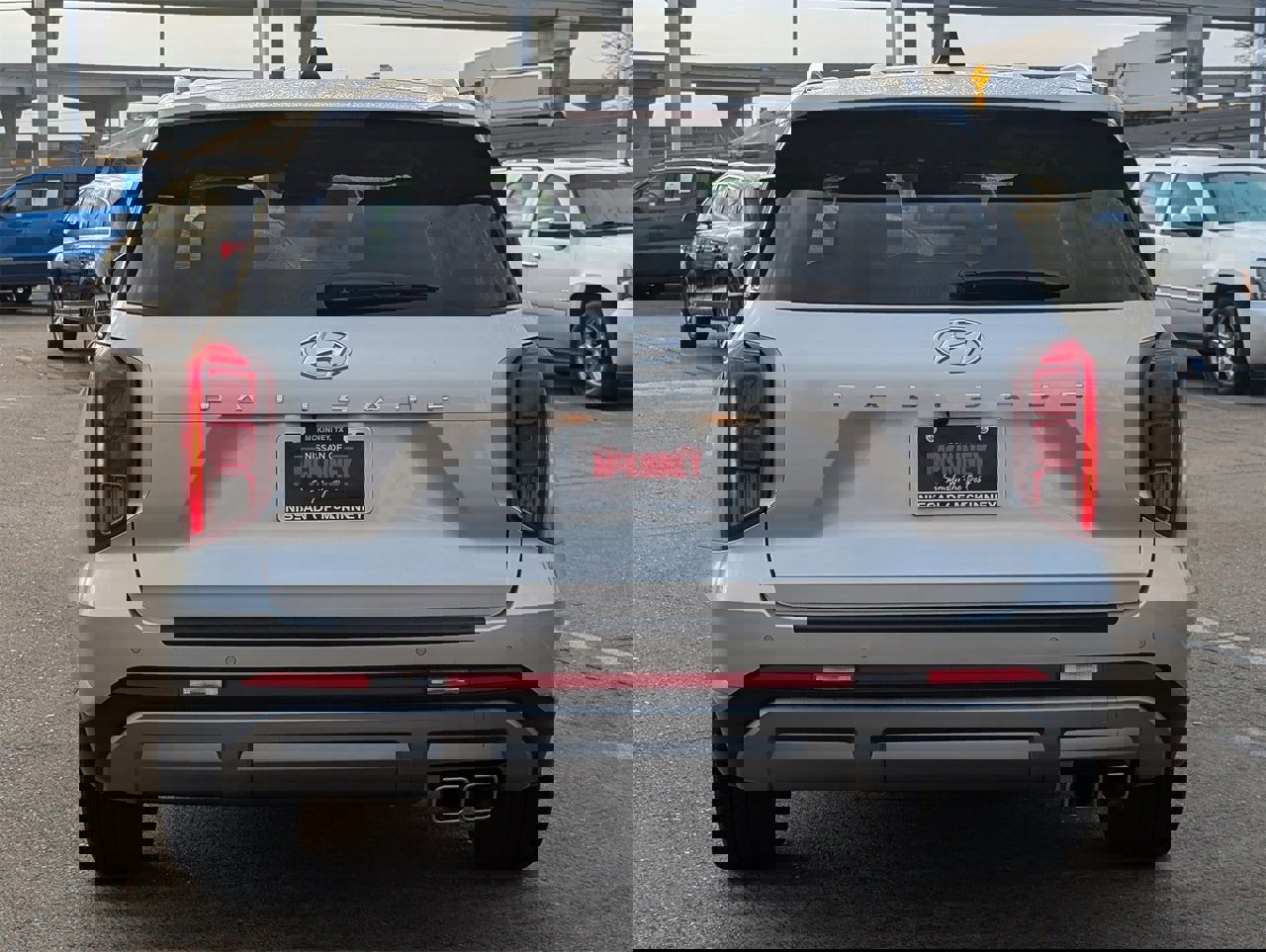 Used 2024 Hyundai Palisade SEL w/ Premium Package image 5