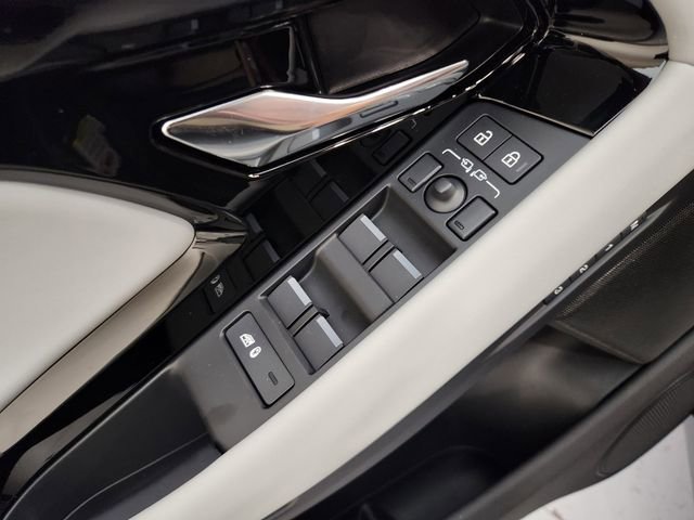 New 2026 Land Rover Range Rover Evoque S image 22