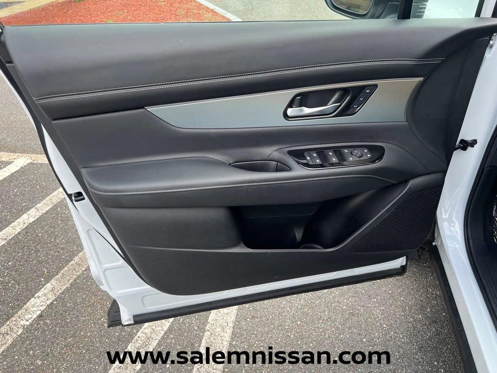Certified 2026 Nissan Murano SL AWD/4WD image 17