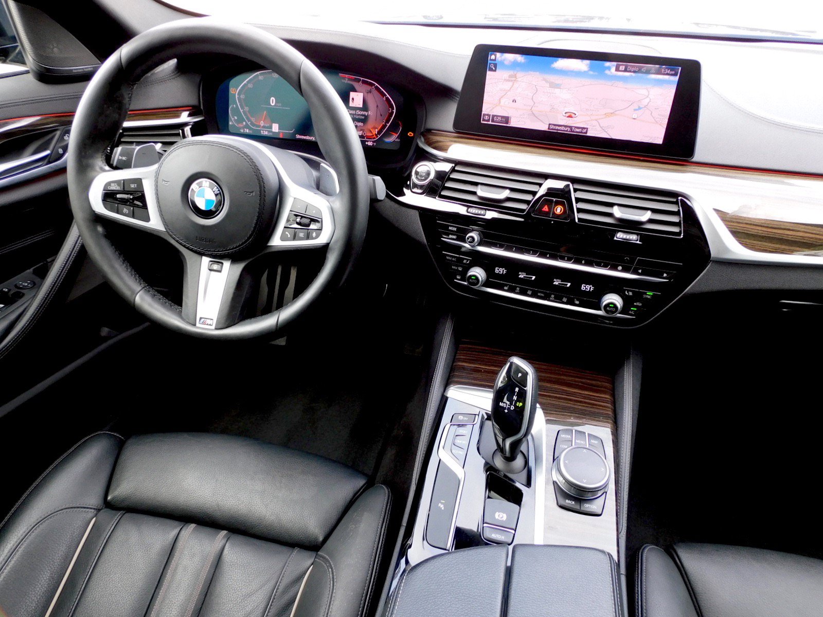 Used 2020 BMW 540i xDrive w/ M Sport Package AWD/4WD image 10