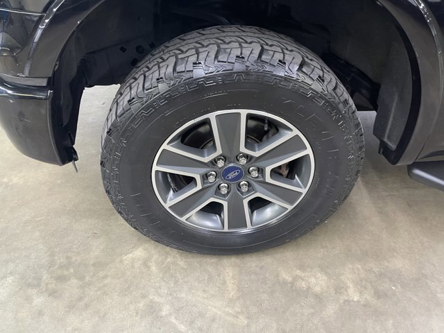 Used 2016 Ford F150 XLT w/ Equipment Group 301A Mid image 11
