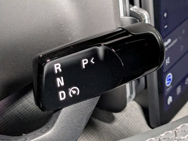 New 2025 Volvo EX30 Ultra w/ Protection Package Premier AWD/4WD image 20