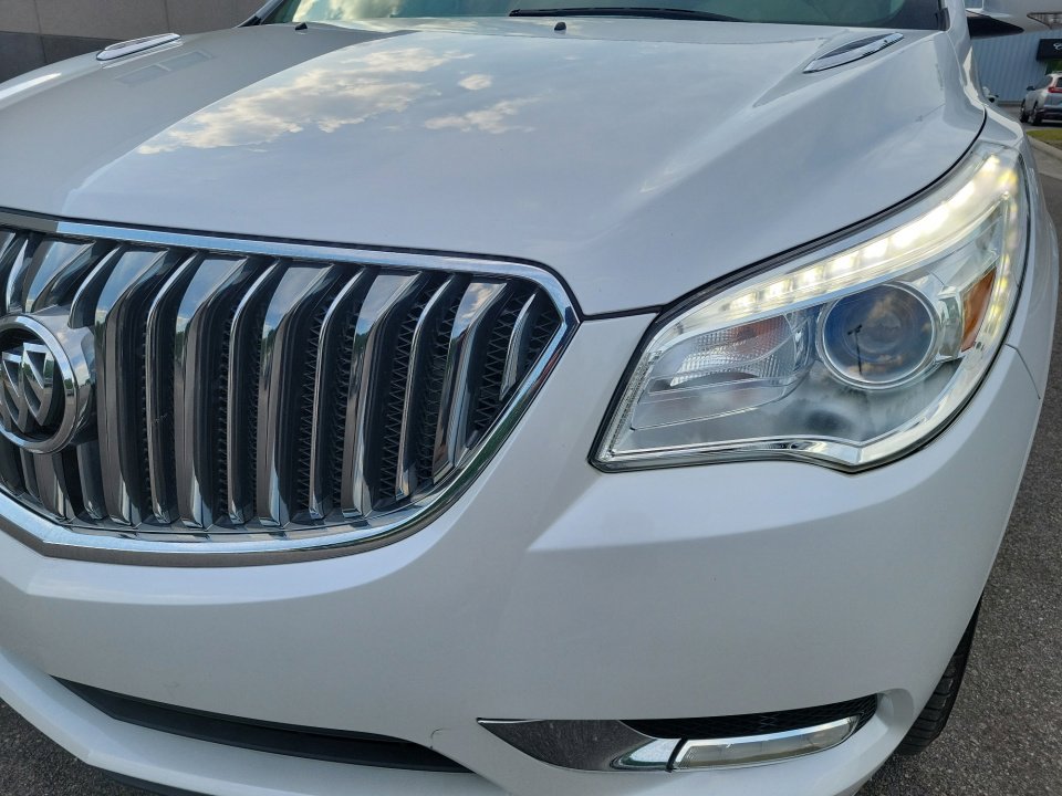Used 2017 Buick Enclave Premium w/ Experience Buick Package FWD image 28