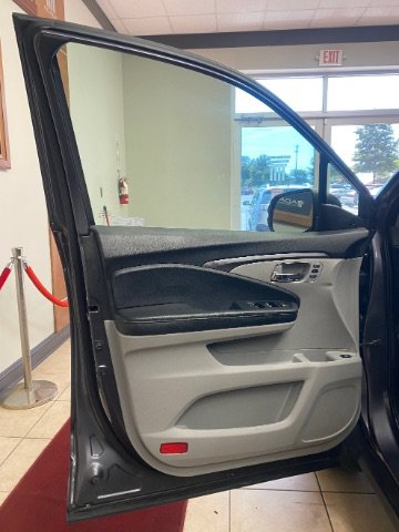Used 2023 Honda Ridgeline RTL image 8