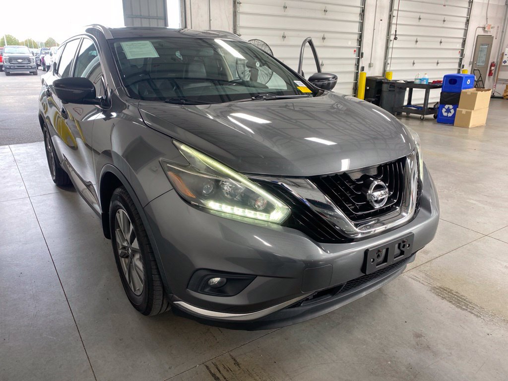 Used 2018 Nissan Murano SL w/ Moonroof Package