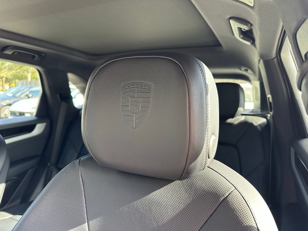 Certified 2026 Porsche Cayenne AWD/4WD image 23
