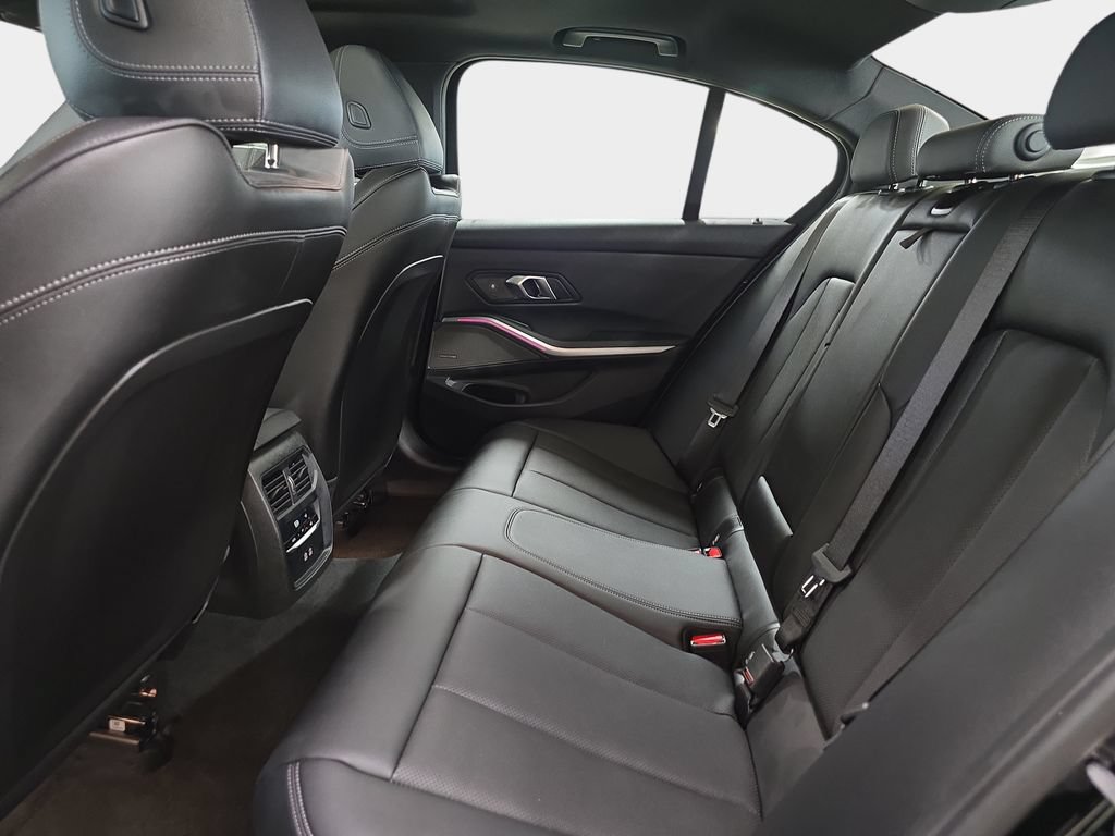 Used 2024 BMW 330i Sedan w/ Premium Package RWD image 14