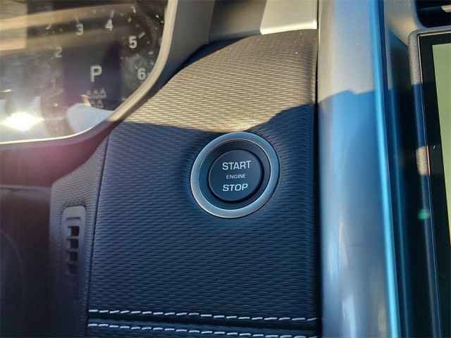 New 2025 Land Rover Discovery Dynamic SE AWD/4WD image 36